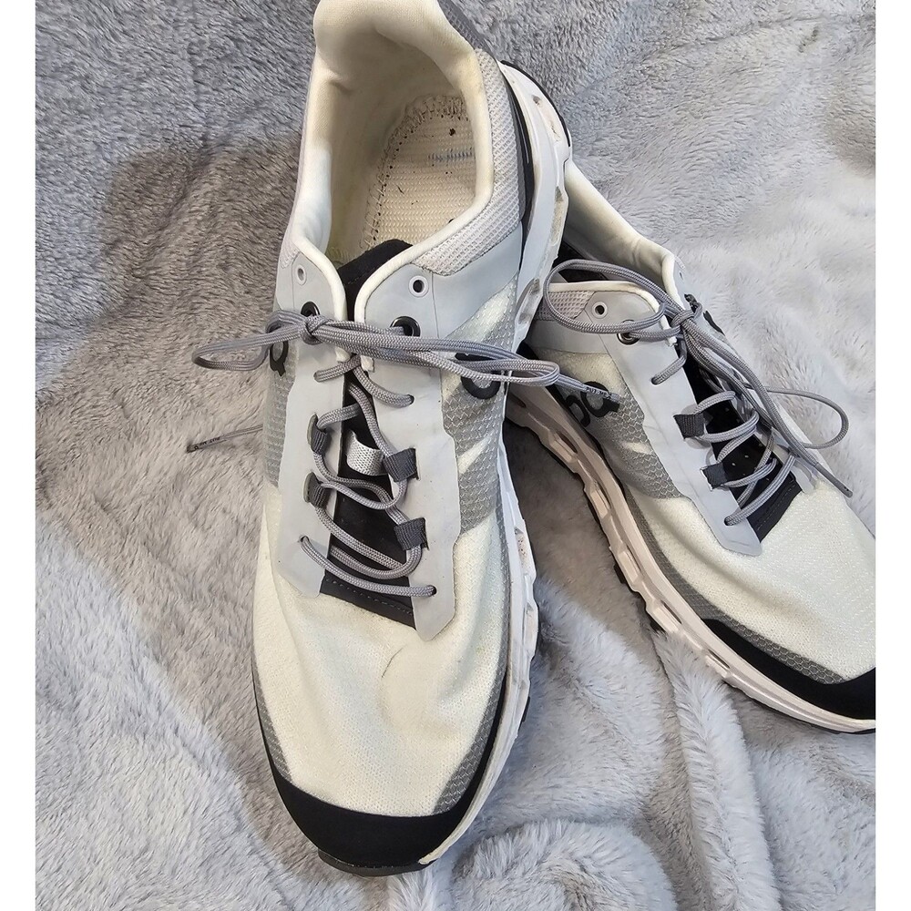 On Cloudvista Sneaker Shoes Glacier White Black Lace Up Low Top Womens Size 9